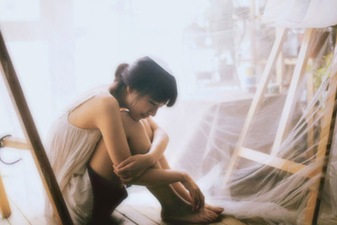 女生难受怎么安慰（教你4个步骤）